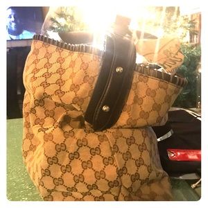 Gucci Pelham Tote Monogram Cream